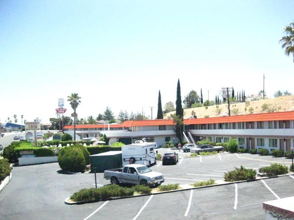 Desert Inn Motel Barstow Exteriör bild